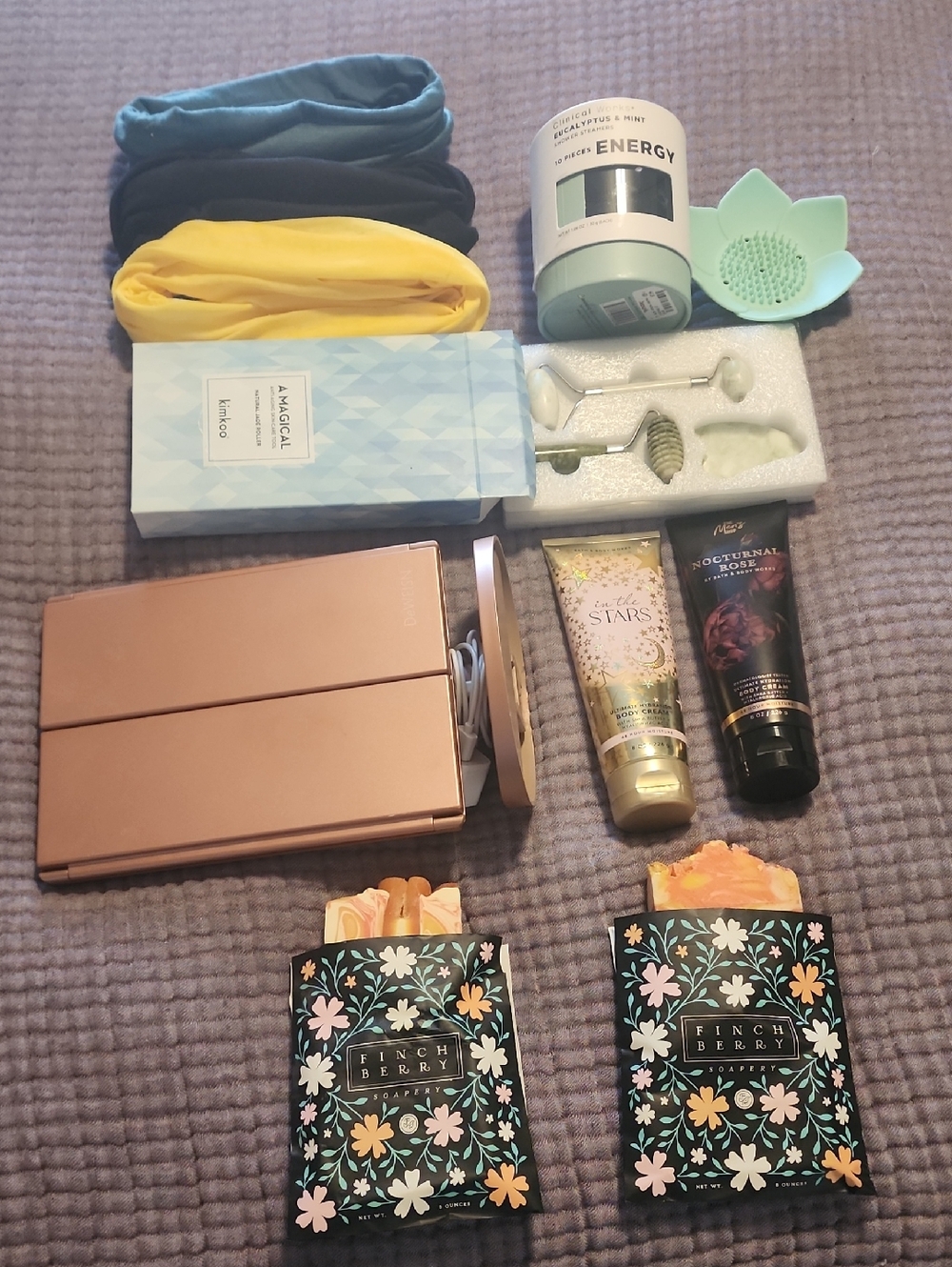 Bath, Makeup And Body Care Kit-